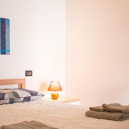 Residenze Branca III Seaview Apartment Орозеи Екстериор снимка