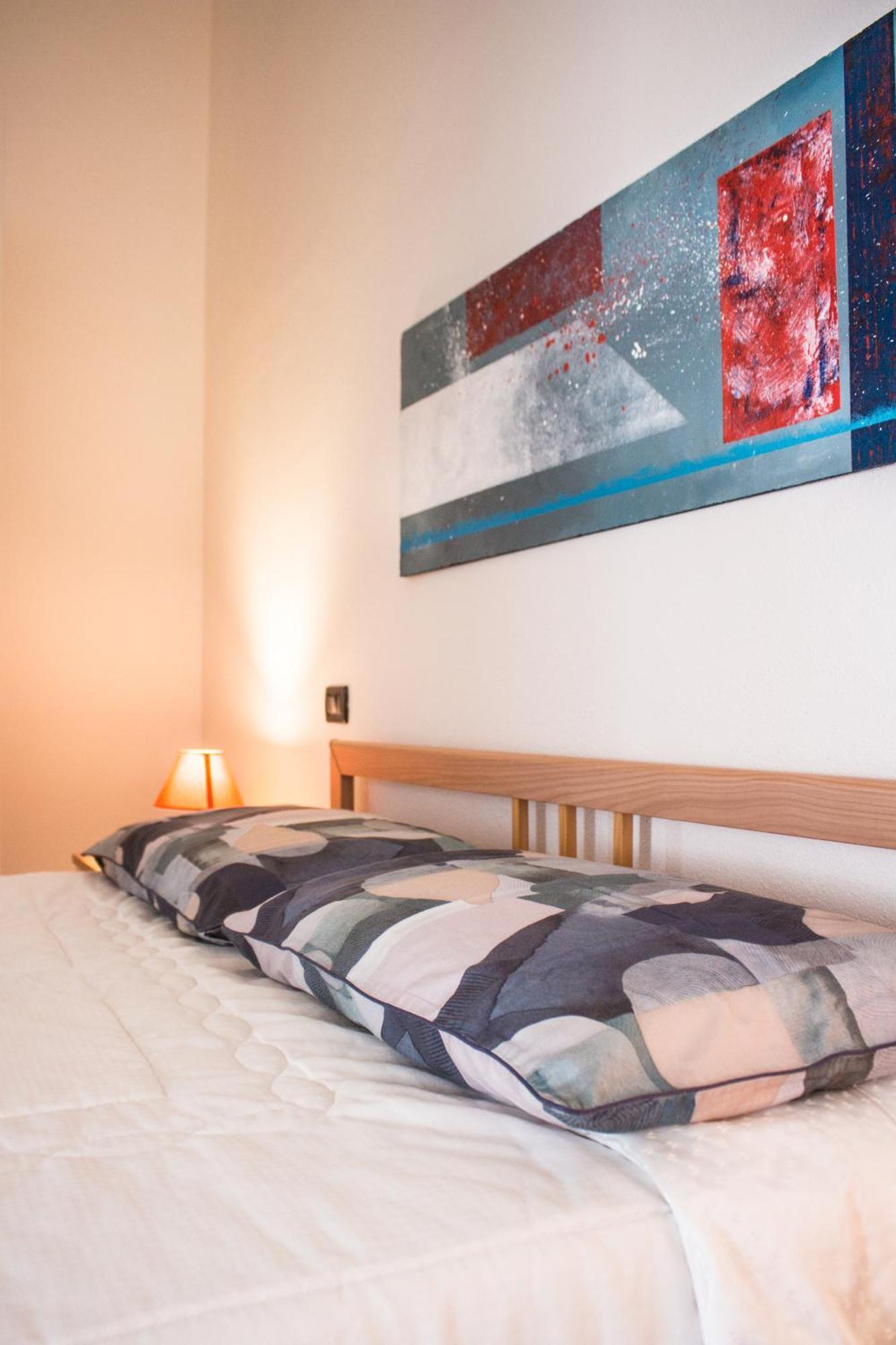 Residenze Branca III Seaview Apartment Орозеи Екстериор снимка